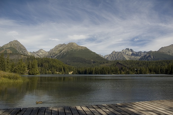 Štrbské pleso zvládnete na bicykli aj pešo